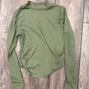 Urban kids size 12Y light knit sweater green
